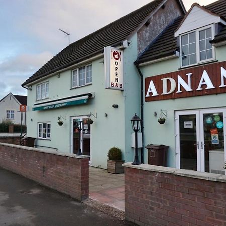 Adnans Hotel บิกเกนฮิลล์ ภายนอก รูปภาพ