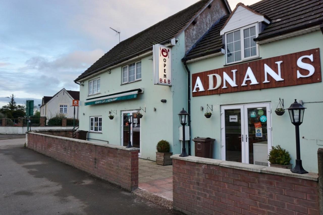 Adnans Hotel บิกเกนฮิลล์ ภายนอก รูปภาพ